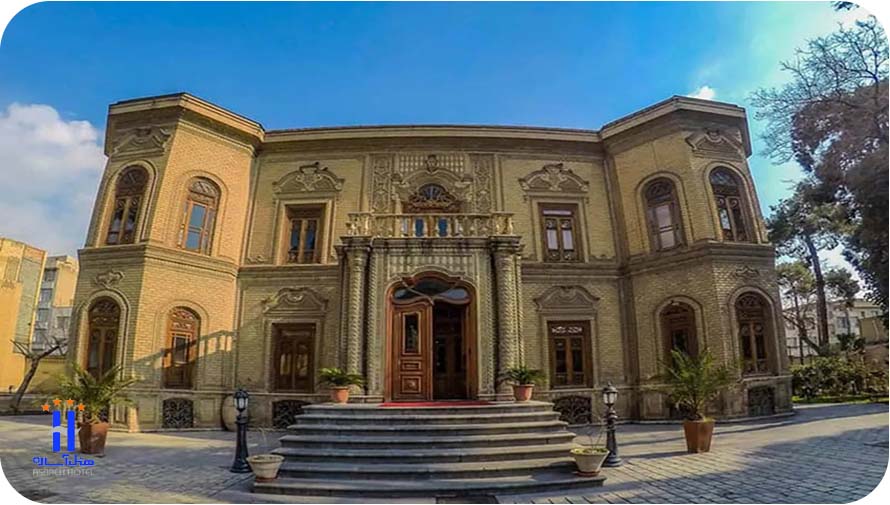 موزه آبگینه و سفالینه های ایران