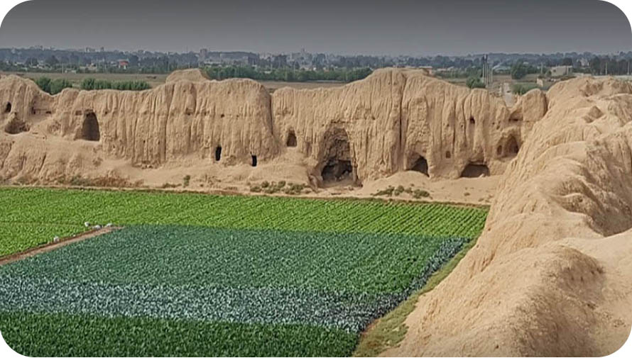 داخل قلعه گبری